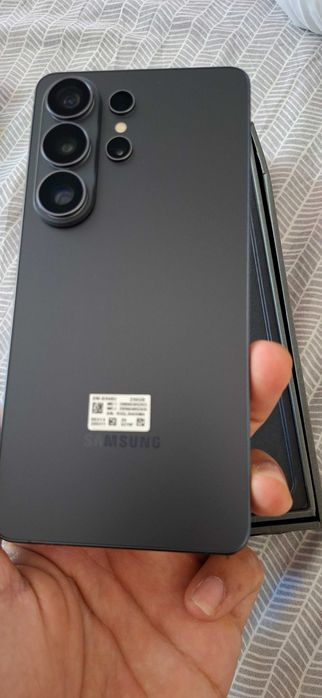 Samsung s26 ultra 256 gb memory  condition 10/10