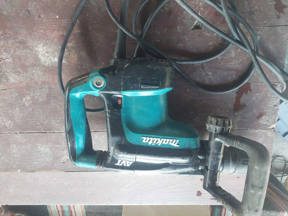 Перфоратор Макита