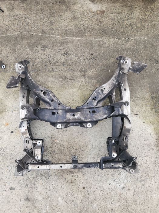 Преден мост за BMW F10 520d.