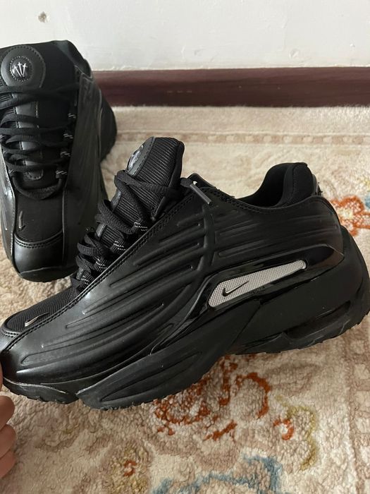 Nike Air Max Plus 3 в расцветке «Triple Black.