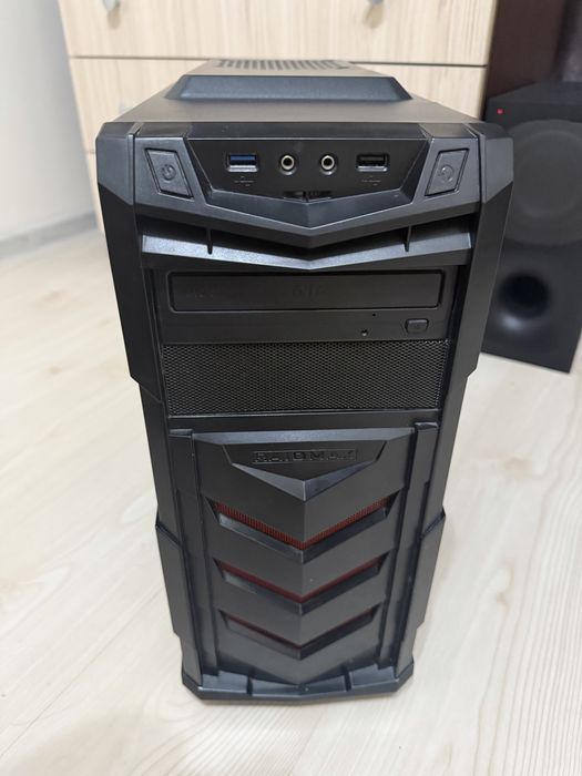 Продавам геймърски компютър RTX 3050