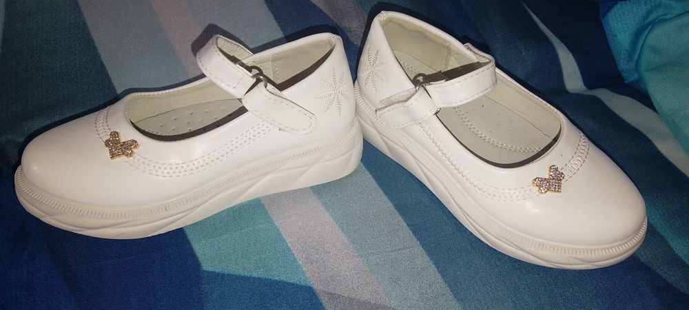 Туфли школьные белые