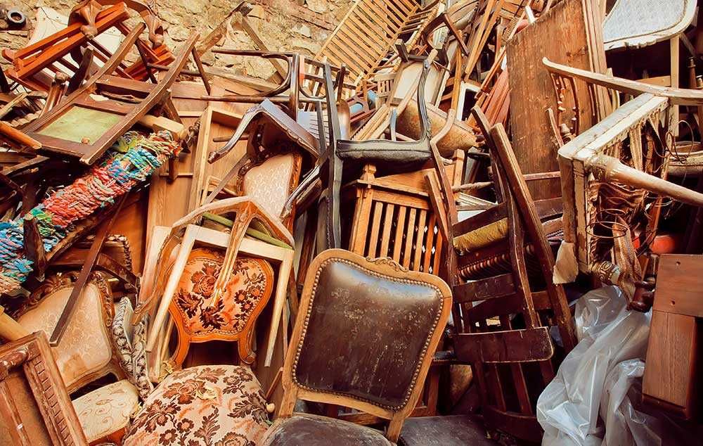 curatenie locuinte , debarasez locuinte , eliberare moloz , gunoi