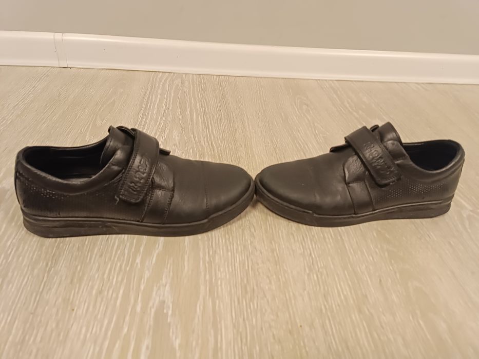 Школьные туфли 38 размер