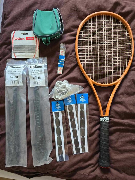 Geanta Tenis Wilson Blade Professional Tour V8 Large + CADOU