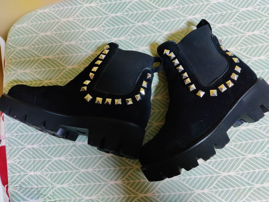 Ghete dama,piele întoarsă,mar.37