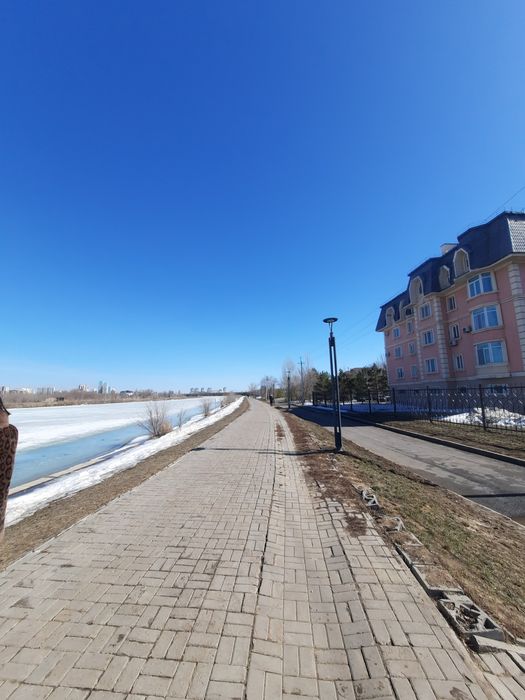 3х ком. кв. возле КАЗГЮУ