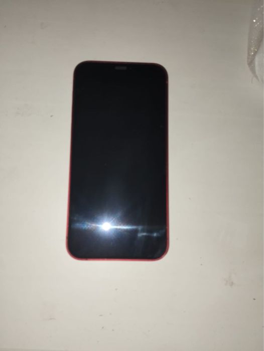 айфон 12 в хорошем состояние продам