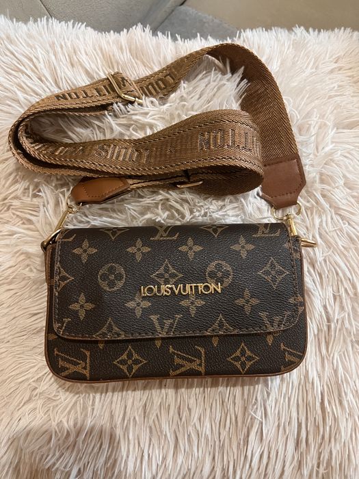Дамска чанта на LOUIS VITTON