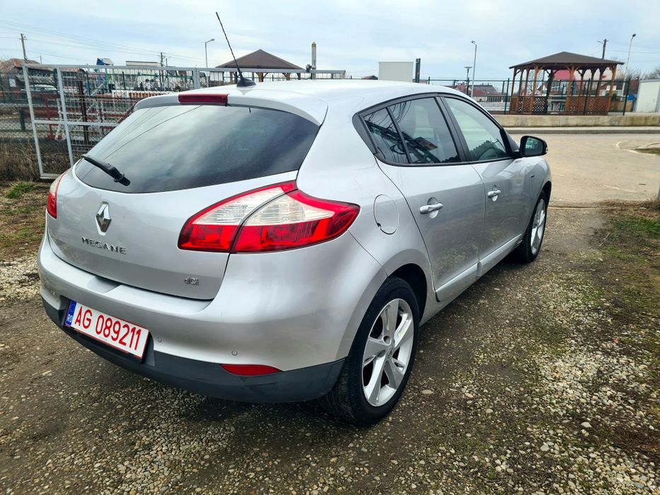 Renault Megane Limited-1.5Dci 110 /an 2015/euro 5/navi/nr rosii