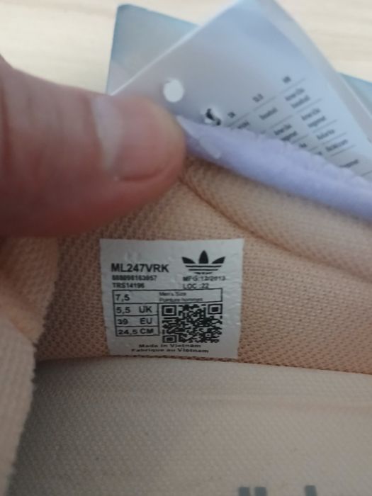 Маратонки ADIDAS ШОК Цена