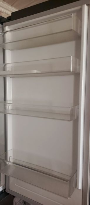 Продам холодильник LG