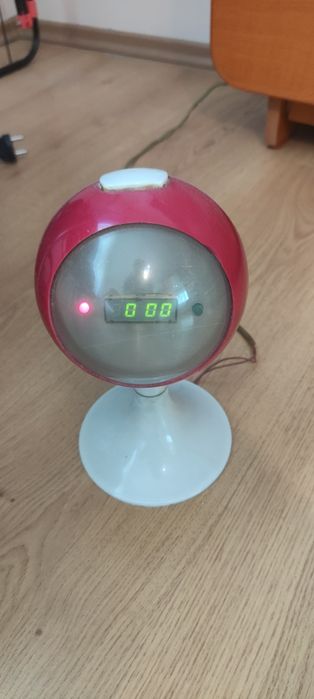 Ceas de birou electronic!