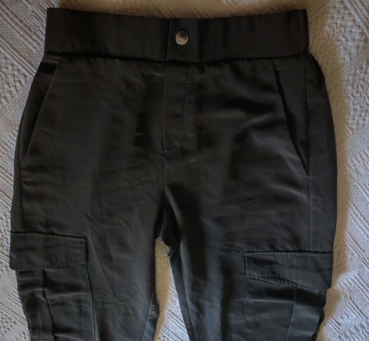 Pantaloni Zara marimea XS,purtati o data