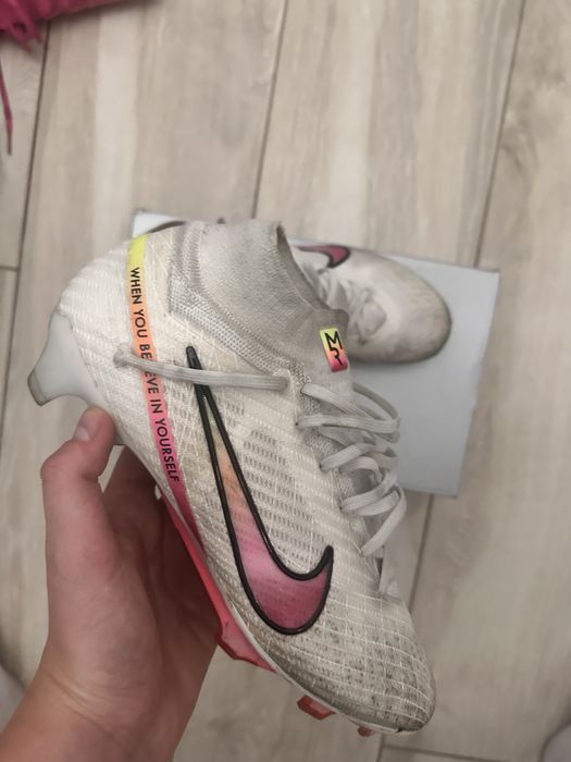 Ghete de fotbal nike acc