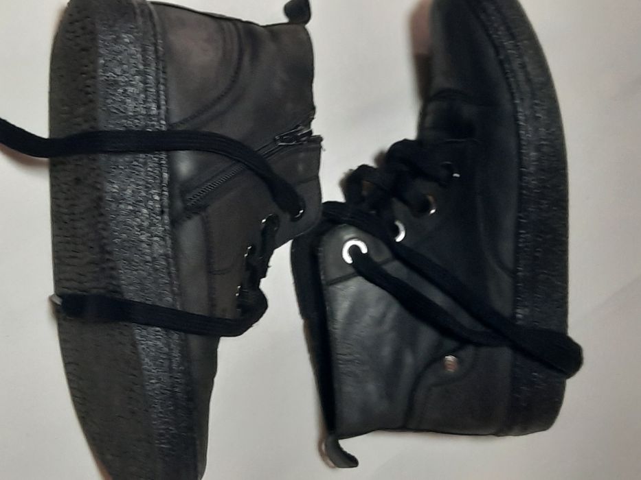 Incaltaminte marime 38