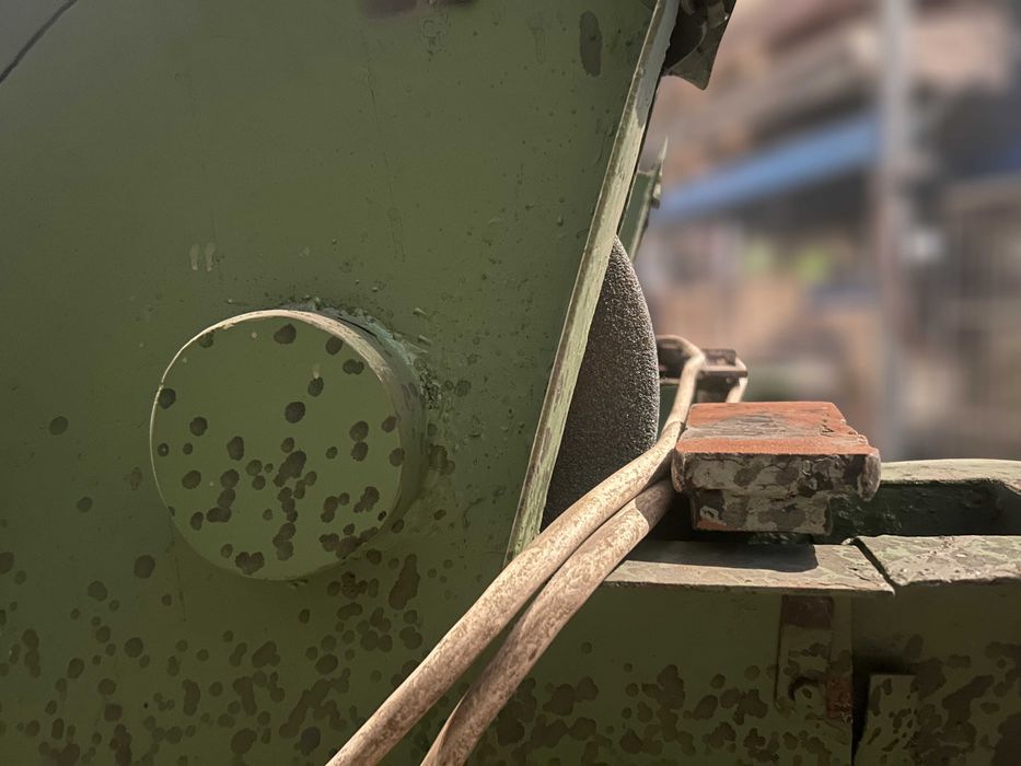 Станок наждачный