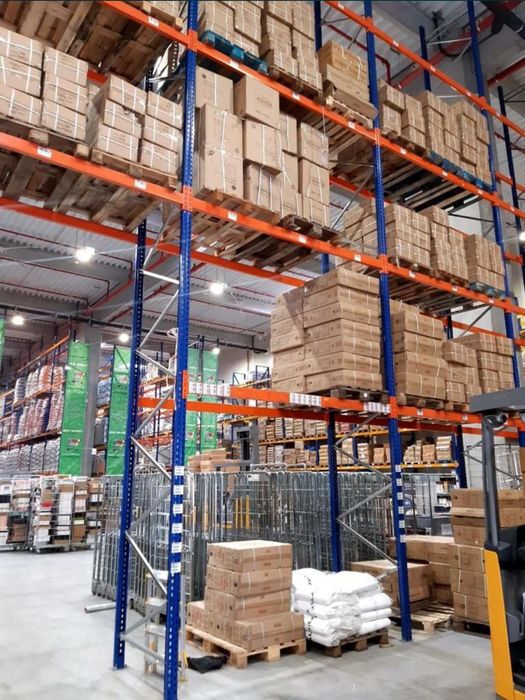 Rafturi metalice industriale reglabile