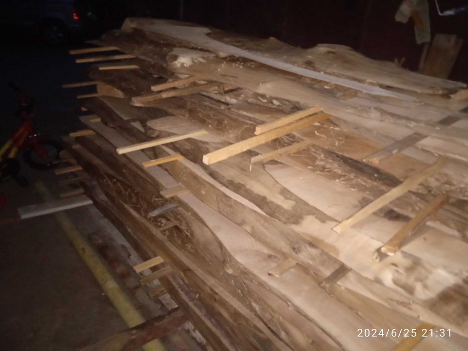 Бичени орехови янове