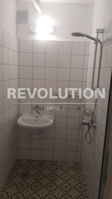 Дава се под наем Четиристаен апартамент в Варна, ВИНС - 110 кв.м за 650 € - Снимка #7