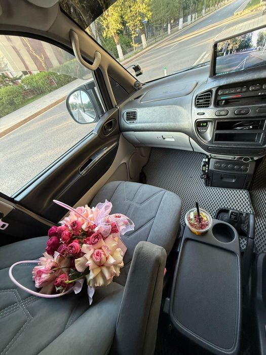 Столик на Delica