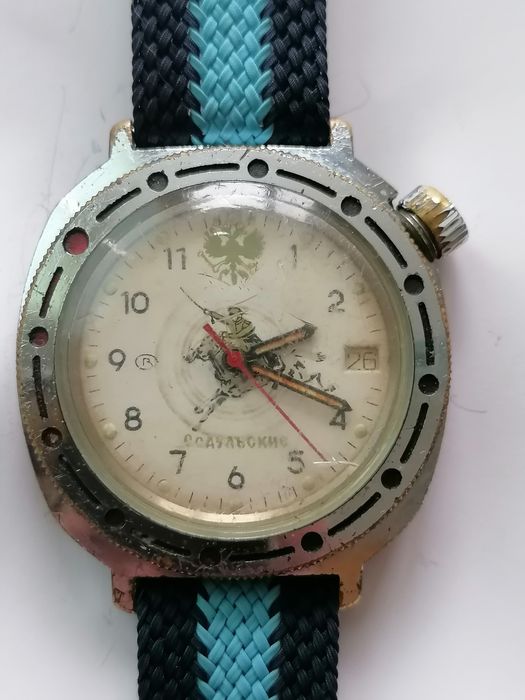Механичен, съветски, ръчен часовник