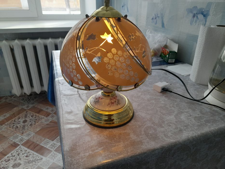 Светильник бытовой