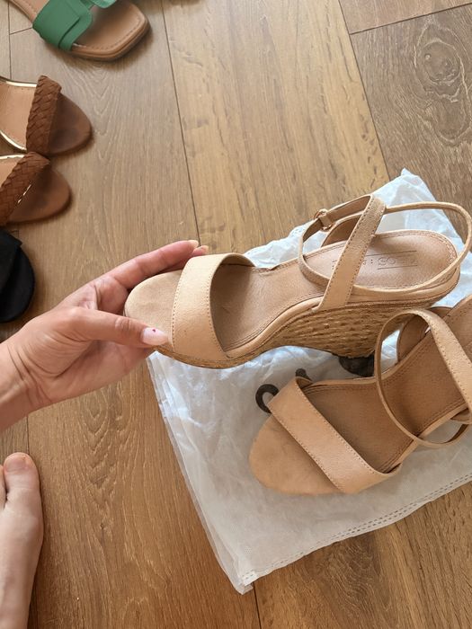 Летни обувки на платформа Asos размер 39