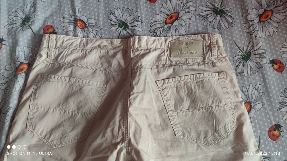 Vând blugi guess originali