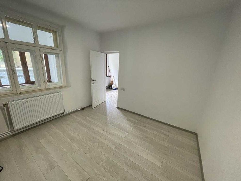 De închiriat casă – Str. Savini nr. 3