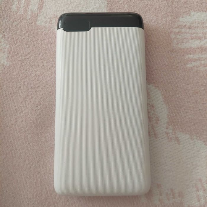 Преносима батерия 10000