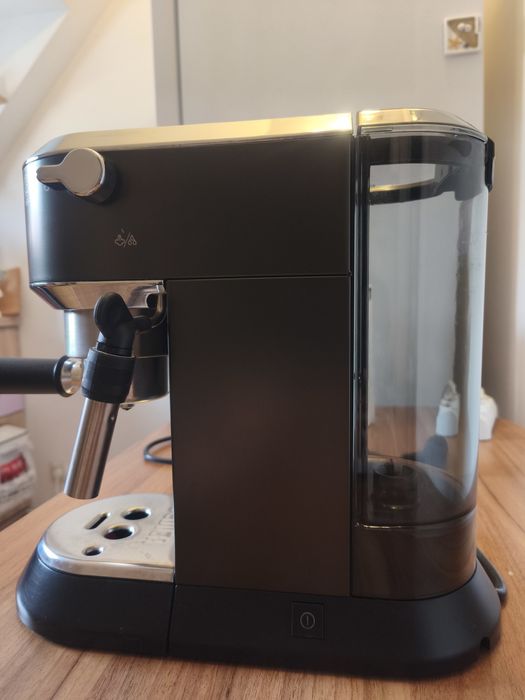 Кафемашина Delonghi EC685