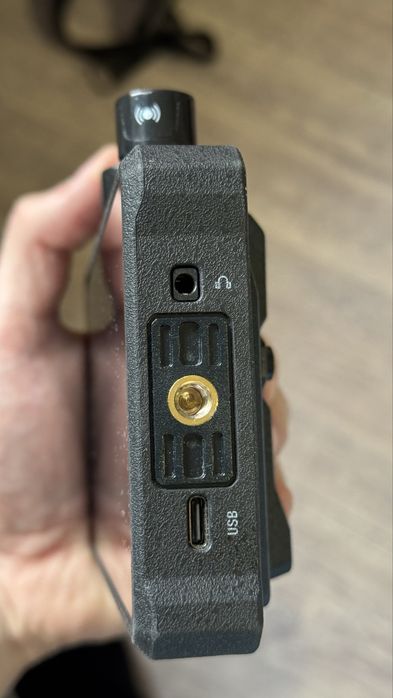 Монитор-передатчик Hollyland M1