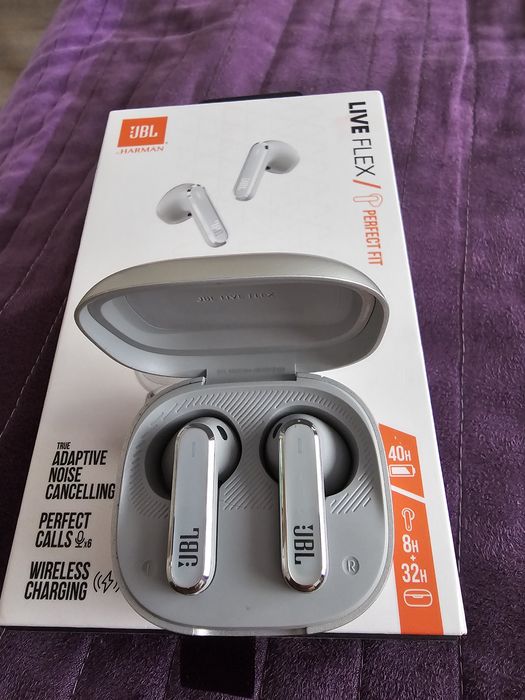 Слушалки jbl live flex