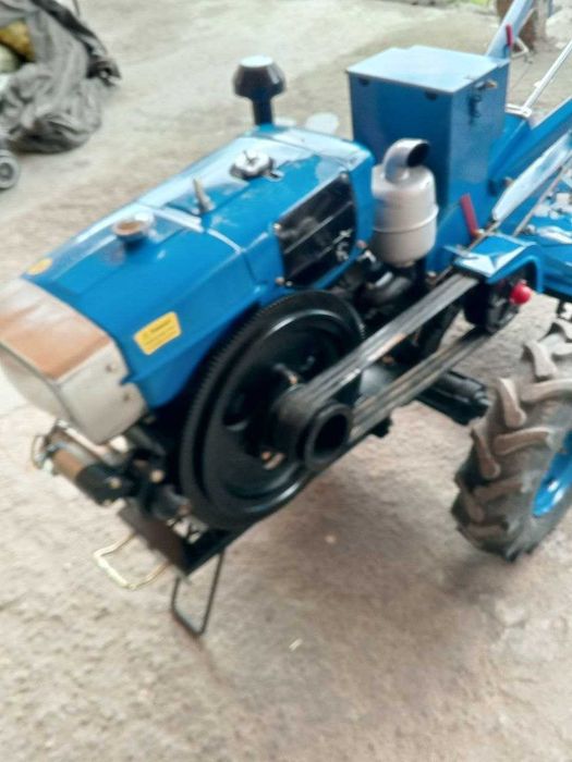 Zubr 1100 motokultuvator