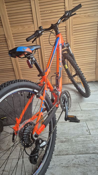 Bicicleta Cube Race Series 24