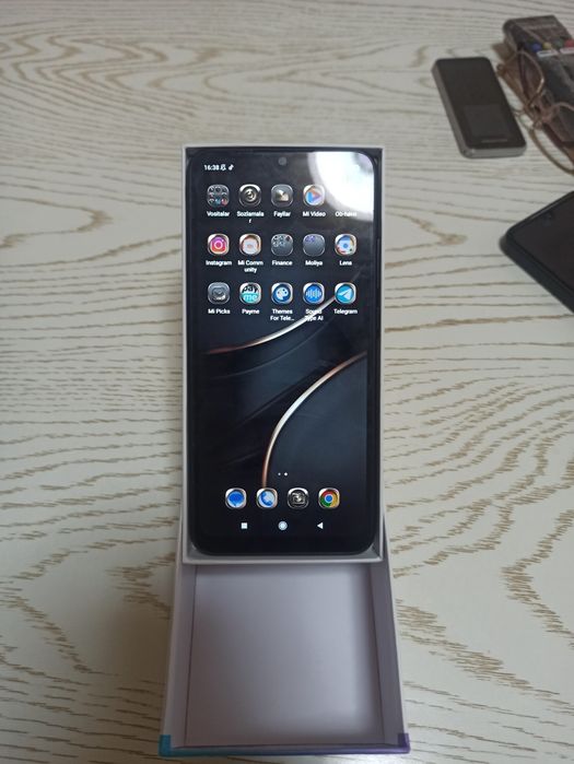 Telefon Redmi 9A sotiladi