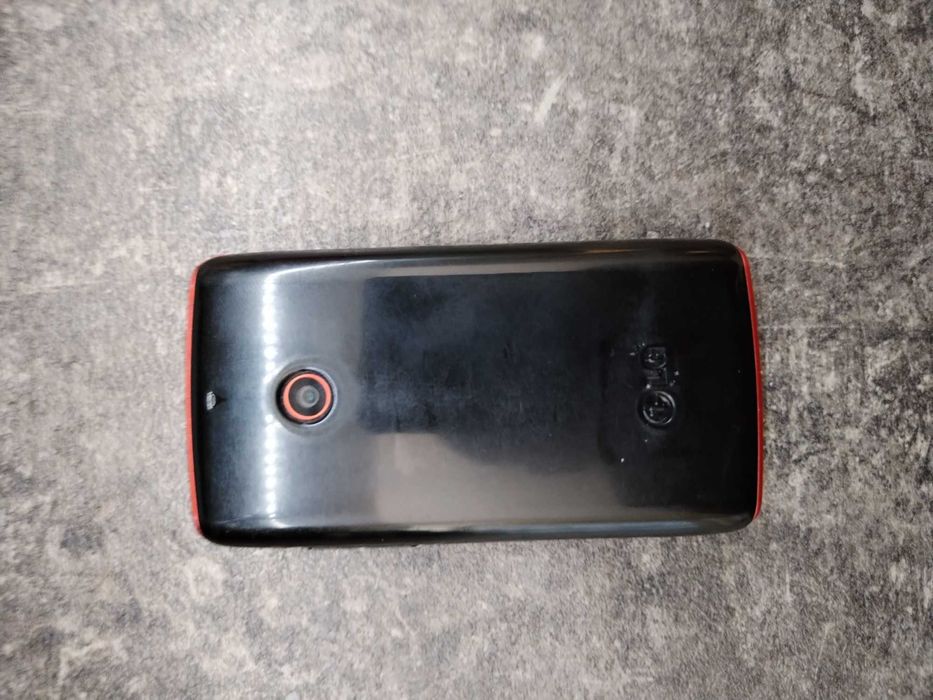 Tel fix cu fir + 1 tel gratis