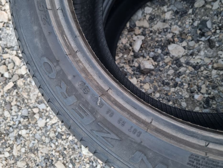 Летни гуми 255х45х20 два броя Pireli