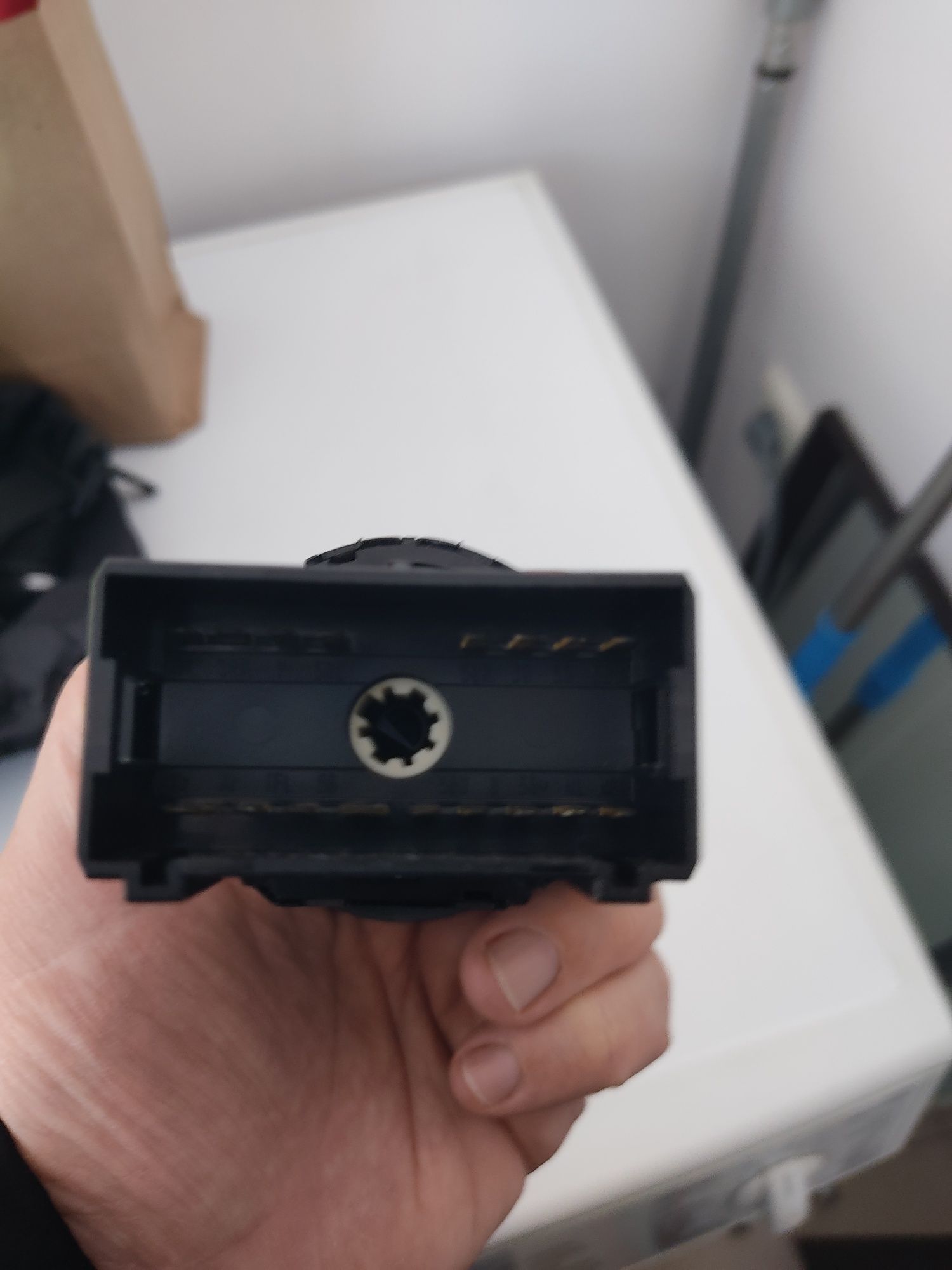Копче за фарове голф 4 гр. Пловдив Каменица 1 • OLX.bg