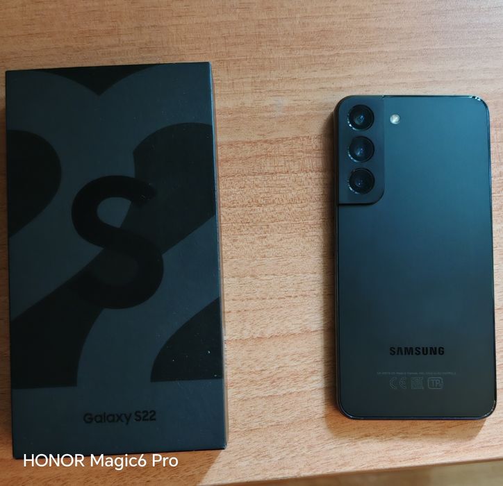 Samsung S22 в отличном состоянии