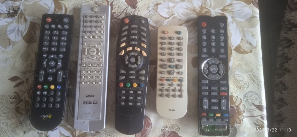 Продавам различни дистанционни