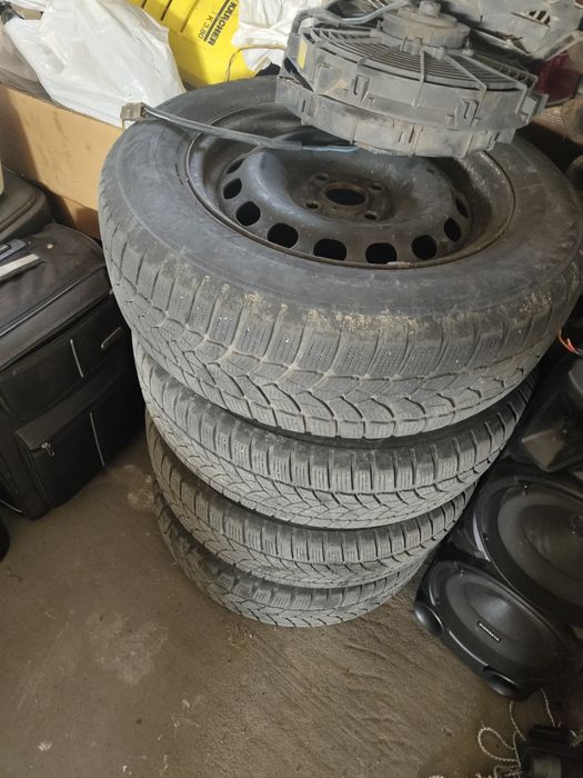 Джанти 4x108  15" със зимни гуми за Audi 80