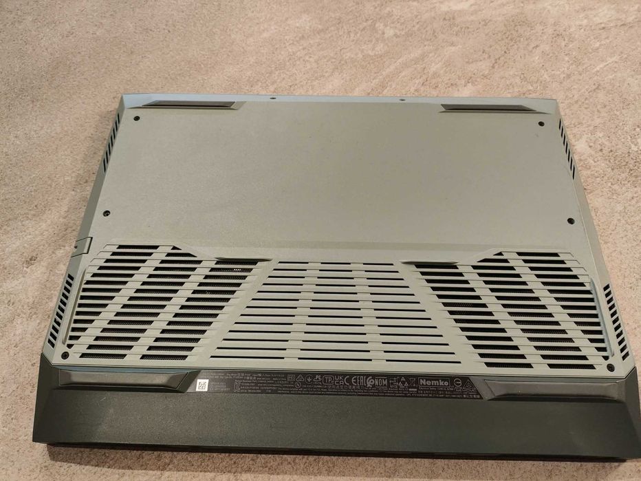 Гейминг лаптоп Dell G15 Ryzen 7 5800H 24GB