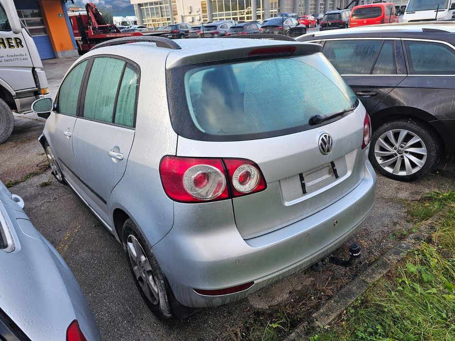 Фолксваген Голф Плюс 1.6 ТДИ 90 К.С.