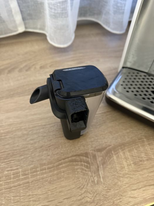 Espressor Philips Latte Go seria 4400