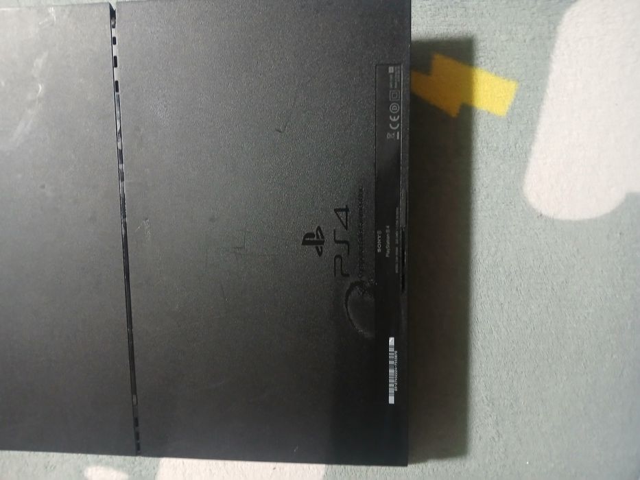 Ps 4 in stare excelenta de funcționare