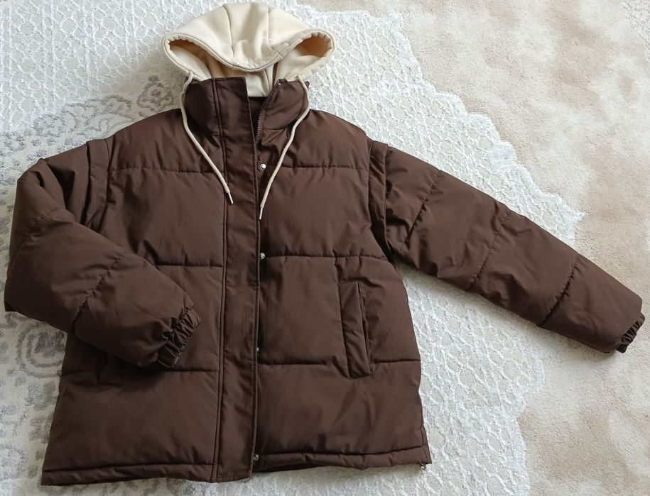 Продам куртку на размер 44-46