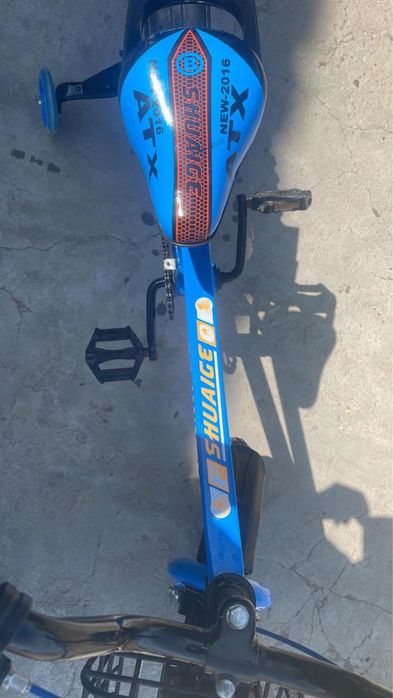 Синий велосипед для детей