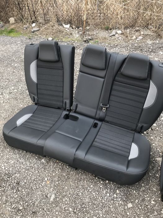 Салон за Пежо 2008 Peugeot 2008 2019 година